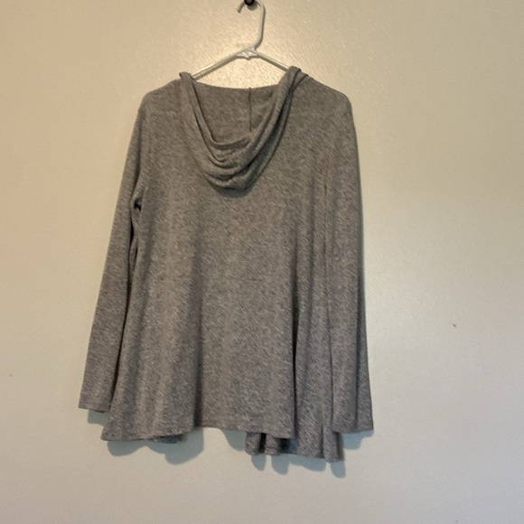 Caution to the wind grey long sleeve hooded rayon cardigan sweater small - Picture 4 of 8